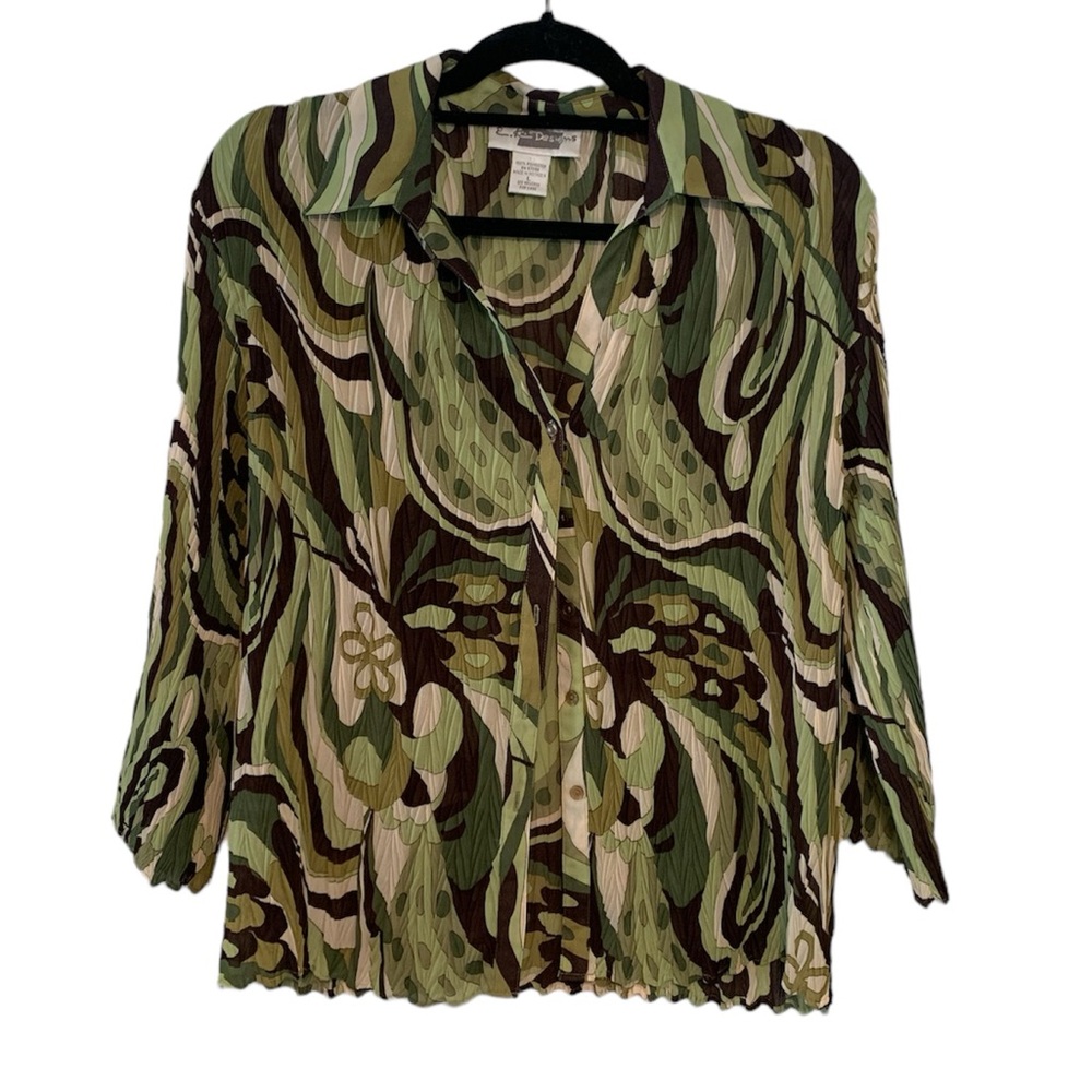 E.C. Designs Green Button Down With Bold Pattern - image 1